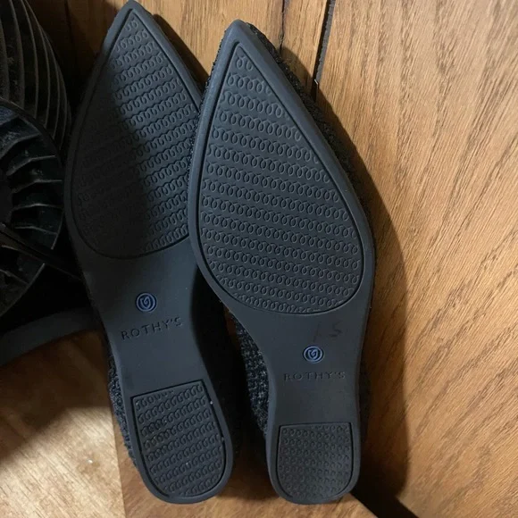 Rothy's The Pointe Honeycomb-Black - Picture 3 of 14